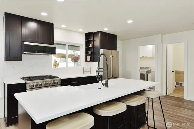 $850,000 | 30 Crawford, Ronald, WA 98940