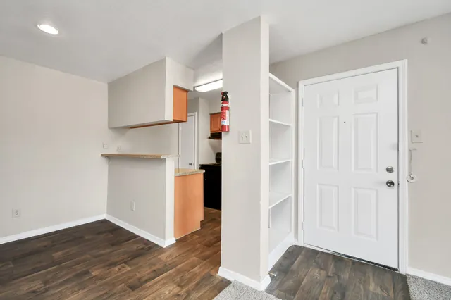 $1,189 | 7700 West Airport Boulevard, Unit 1206, Houston, TX 77071