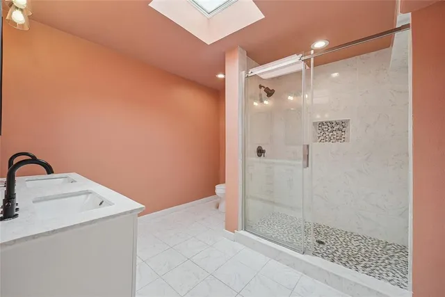 $4,100 | 3618 Gillespie Street, Unit 109, Dallas, TX 75219