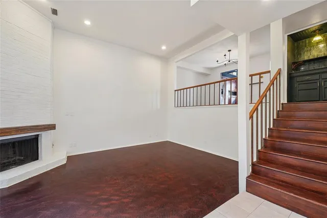 $4,100 | 3618 Gillespie Street, Unit 109, Dallas, TX 75219