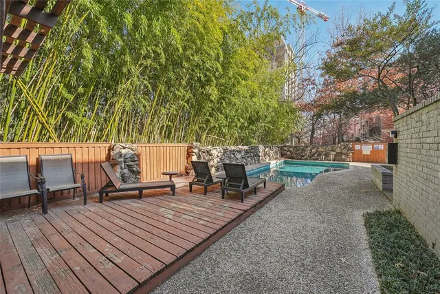 $4,100 | 3618 Gillespie Street, Unit 109, Dallas, TX 75219