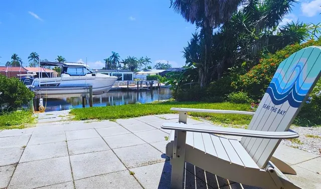 $949,000 | 5219 Bimini Drive, Bradenton, FL 34210