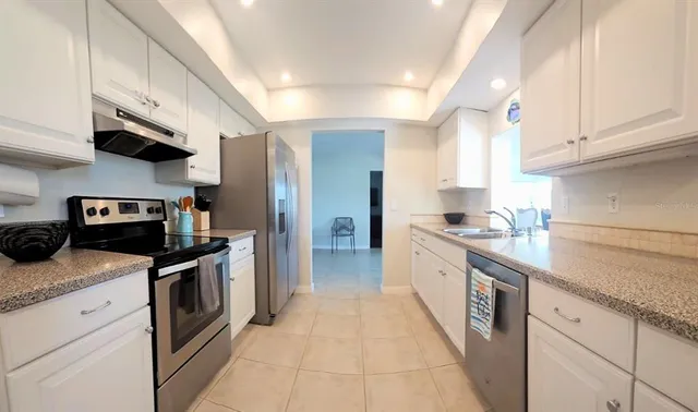 $949,000 | 5219 Bimini Drive, Bradenton, FL 34210