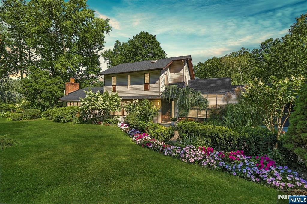 343 Sunset Road Pompton Plains, NJ 07444 - Photo 1 of 45 Gallery Image 1