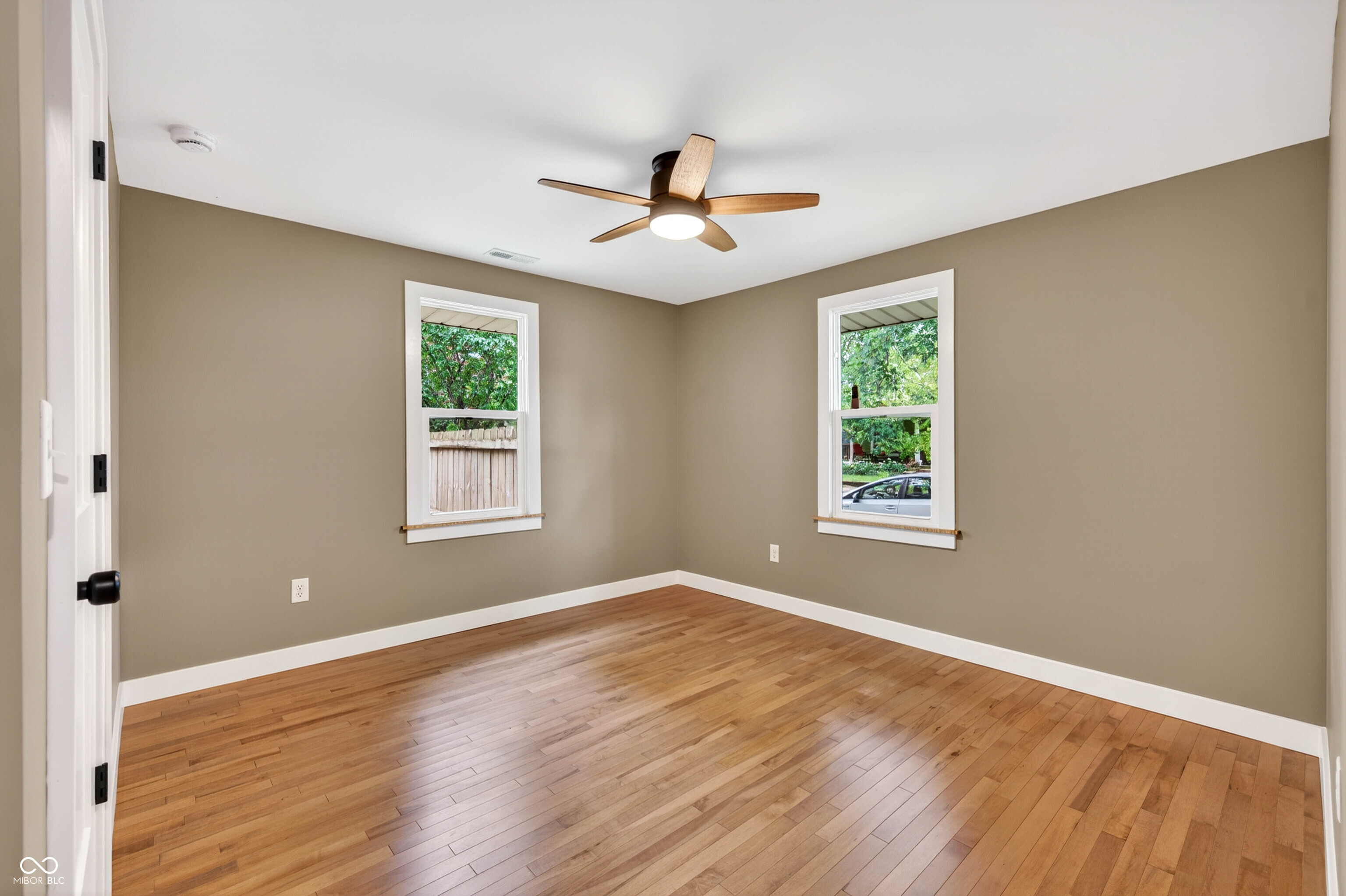 605 8th Street Columbus, IN 47201 - Photo 20 of 29