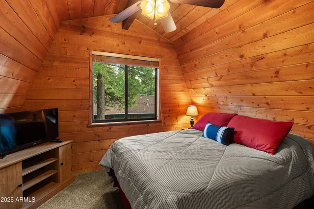 $850,000 | 1285 Bobcat Drive, Munds Park, AZ 86017