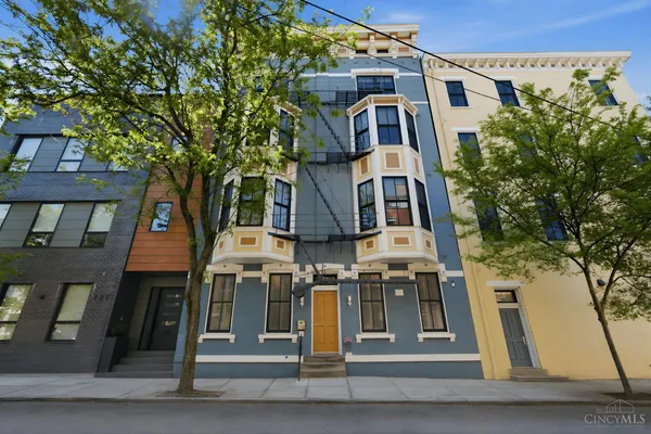 $399,000 | 131 West 15th Street, Unit 1B, Cincinnati, OH 45202