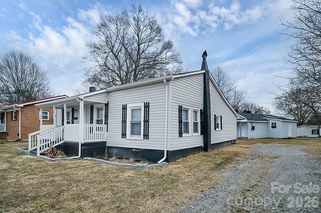 301 J C Dellinger Road Cherryville, NC 28021 - Photo 7 of 30