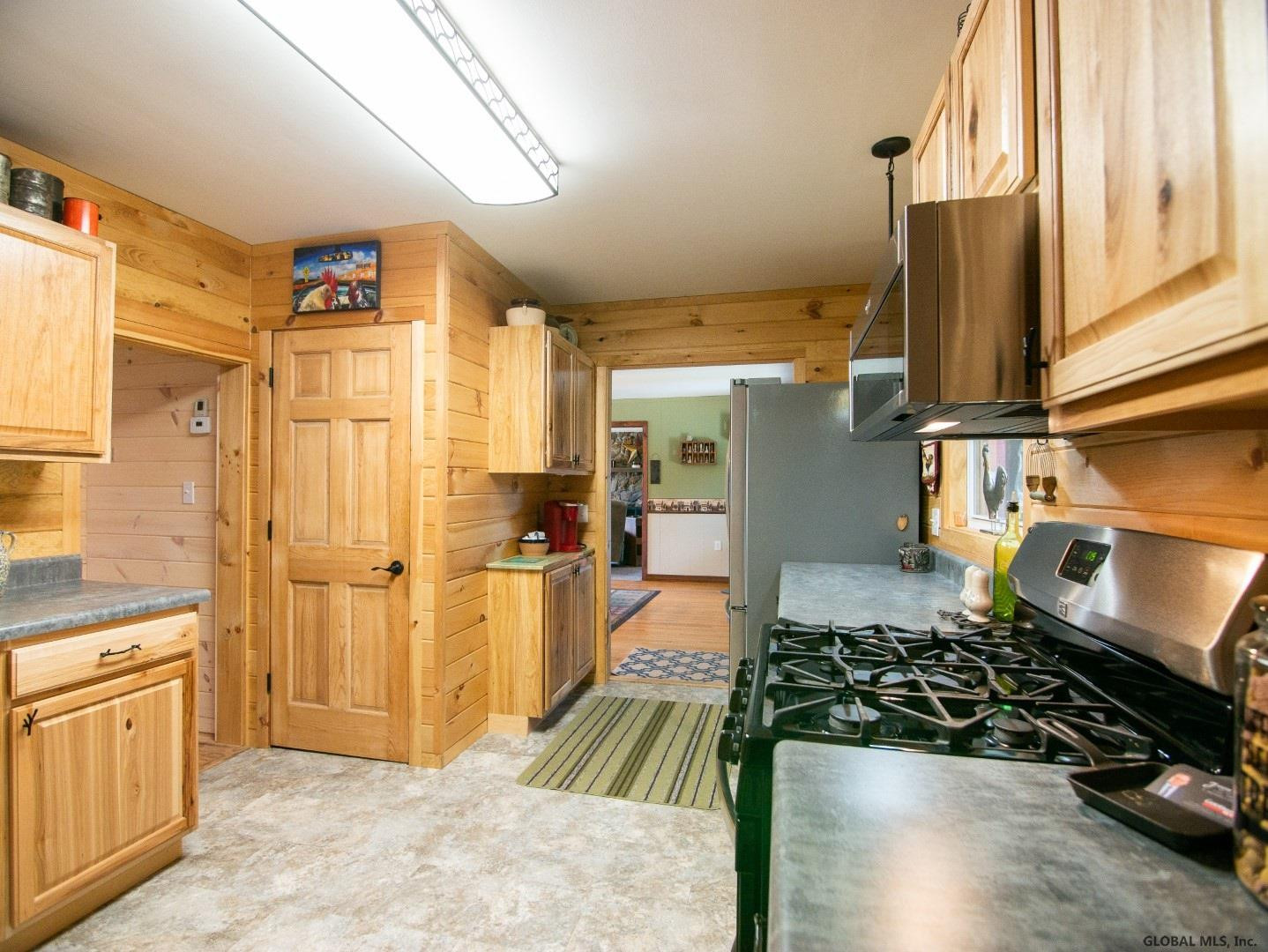 5 Dewey Road Hampton, NY 12887 - Photo 24 of 55 Photo 24