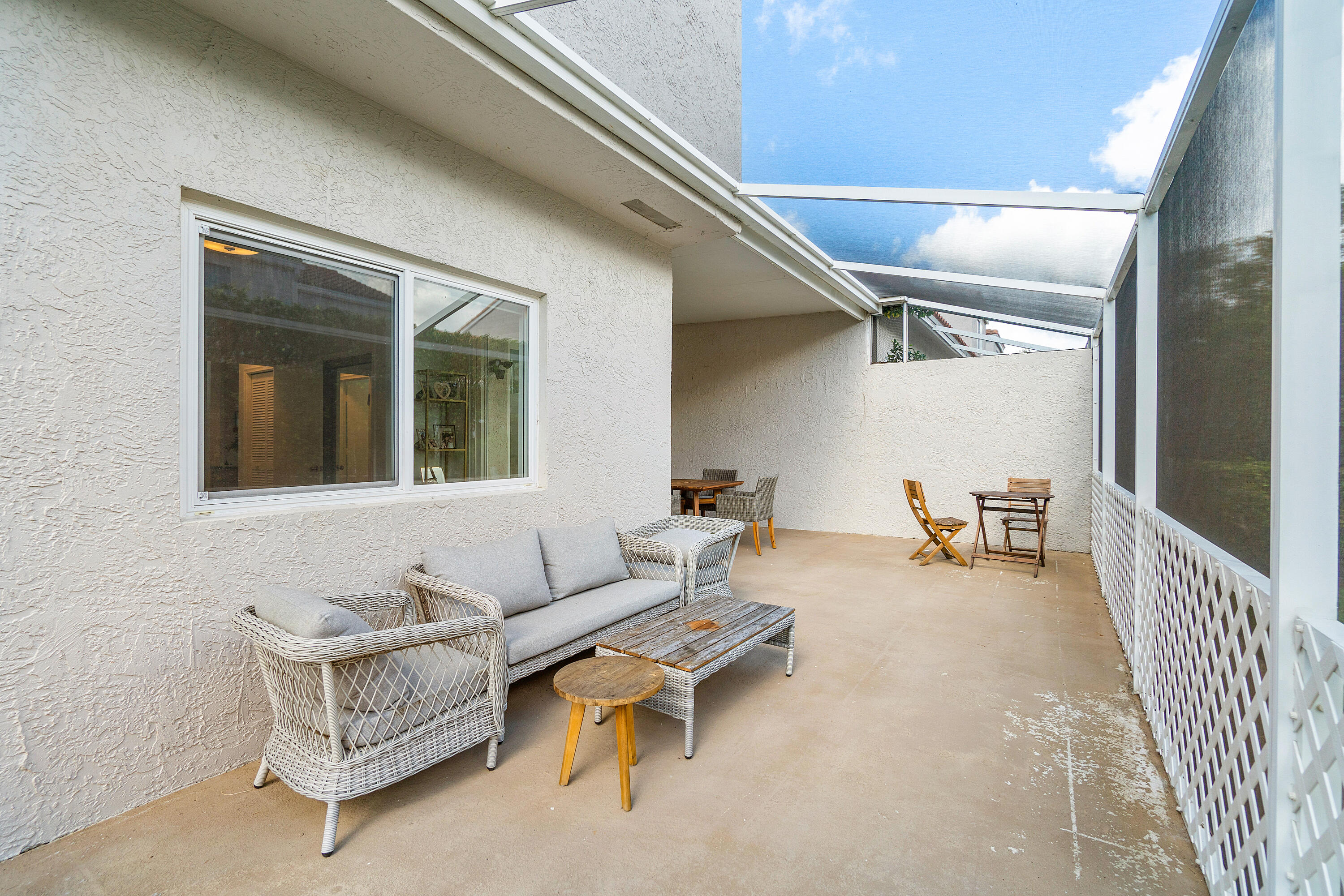 20512 Vía Marisa Boca Raton, FL 33498 - Photo 23 of 39 lanai