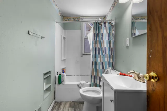 $165,000 | 918 Merritt Avenue, Oshkosh, WI 54901