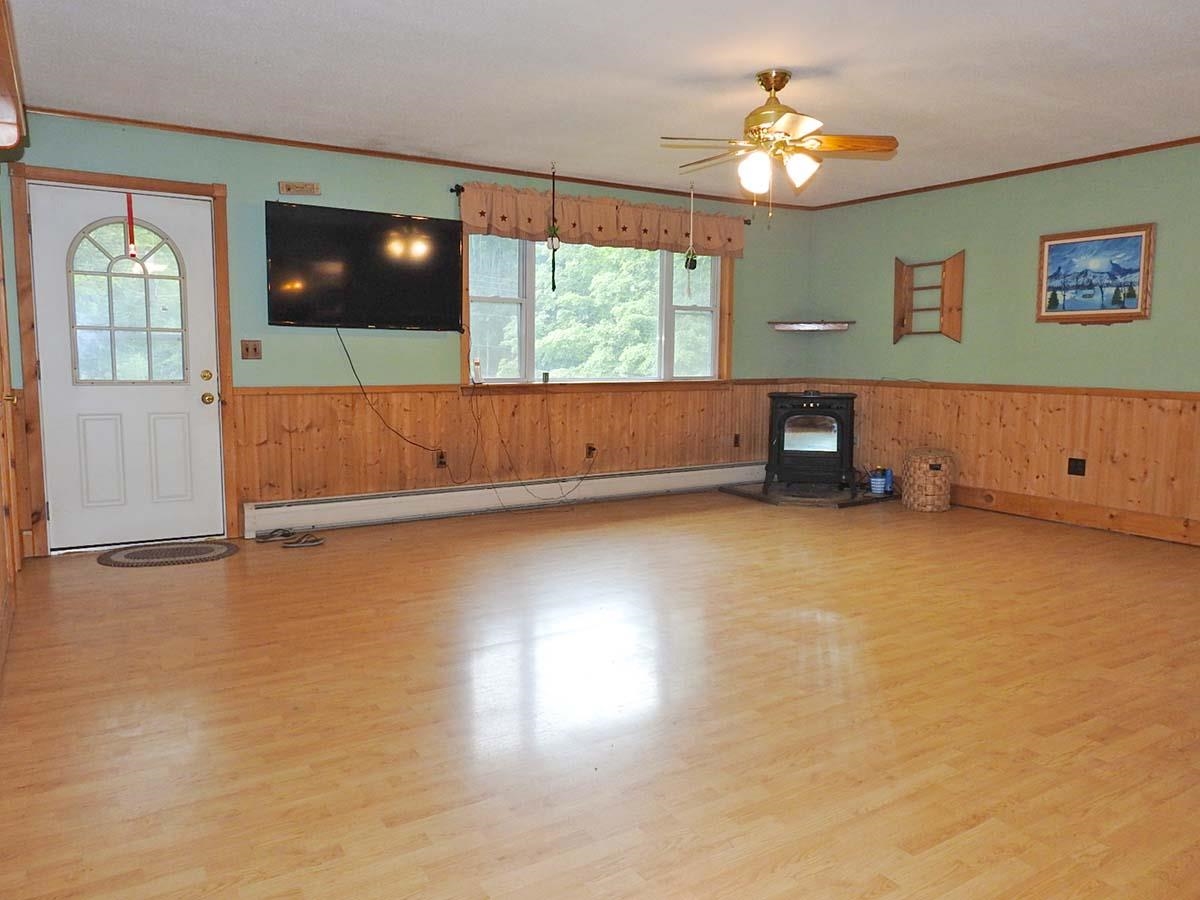 984 Lake Road Franklin, VT 05457 - Photo 6 of 35 Gallery Image 6