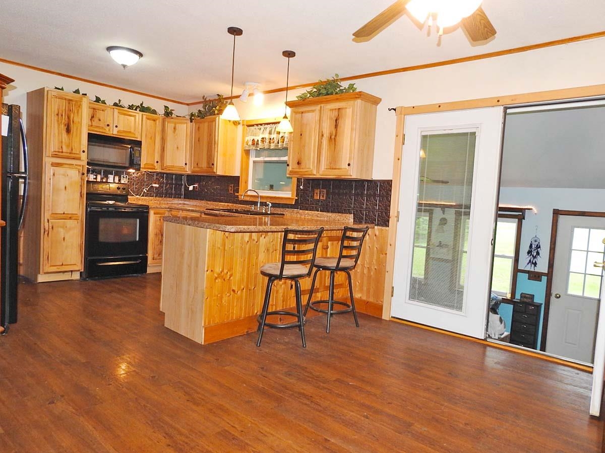 984 Lake Road Franklin, VT 05457 - Photo 8 of 35 Gallery Image 8