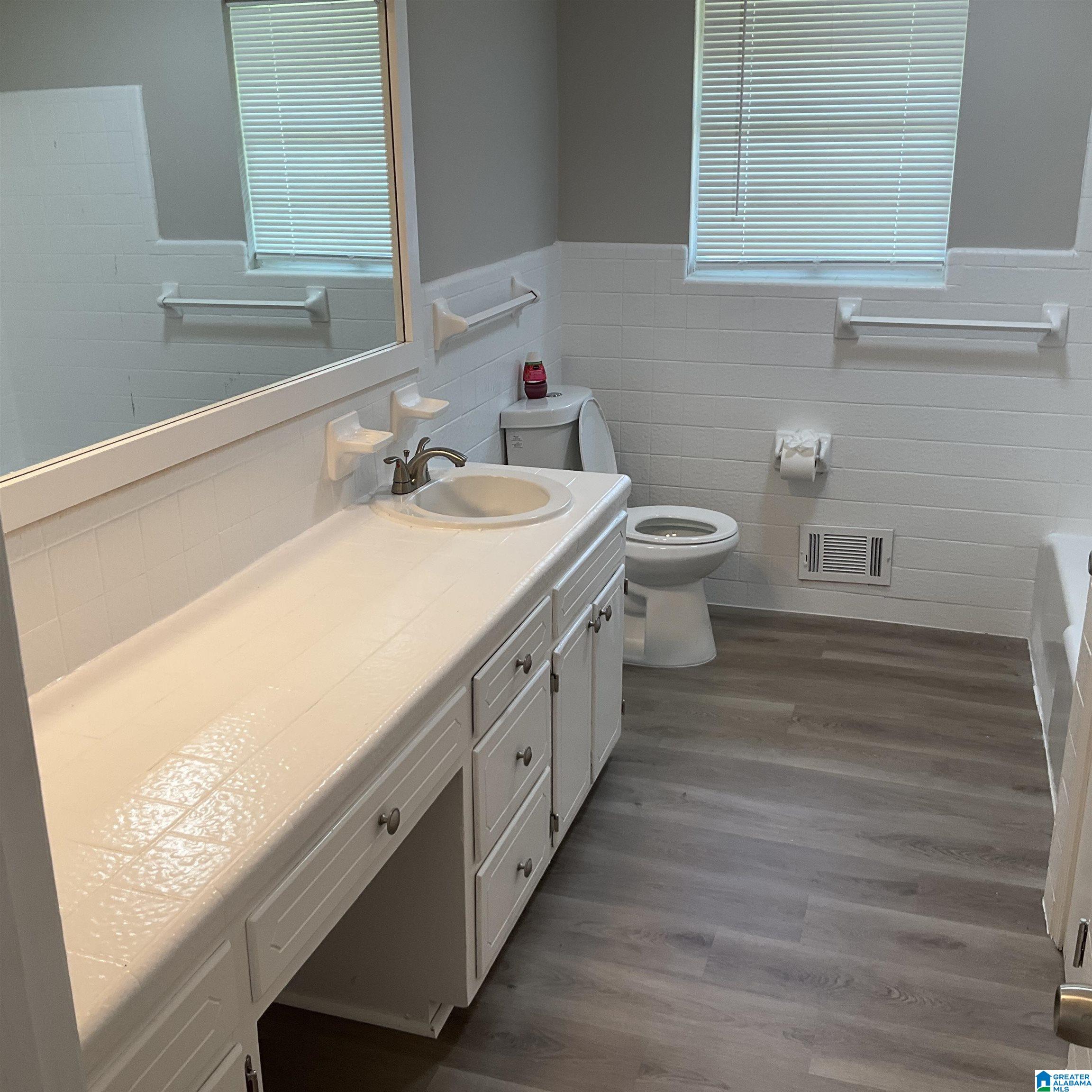 218 Erie Court Bessemer, AL 35023 - Photo 8 of 9