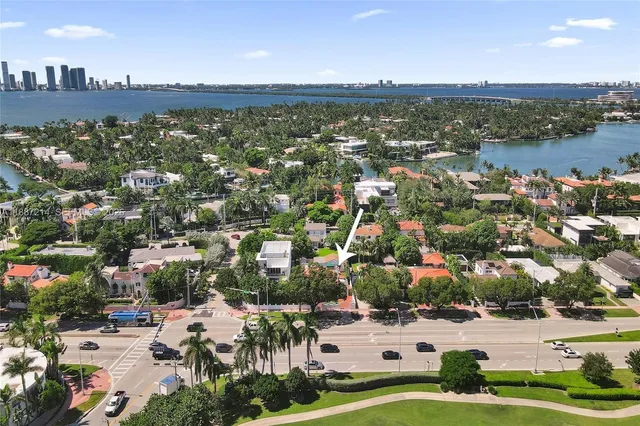$2,088,000 | 2024 Alton Road, Miami Beach, FL 33140