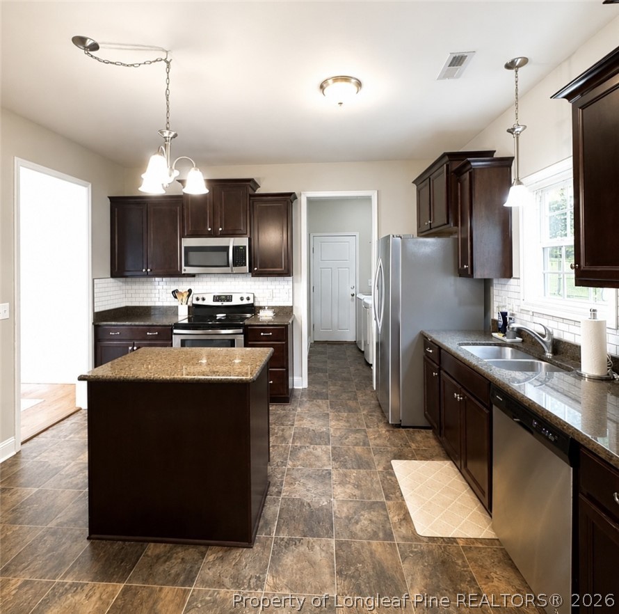 218 Himalayan Road Fayetteville, NC 28312 - Photo 6 of 31
