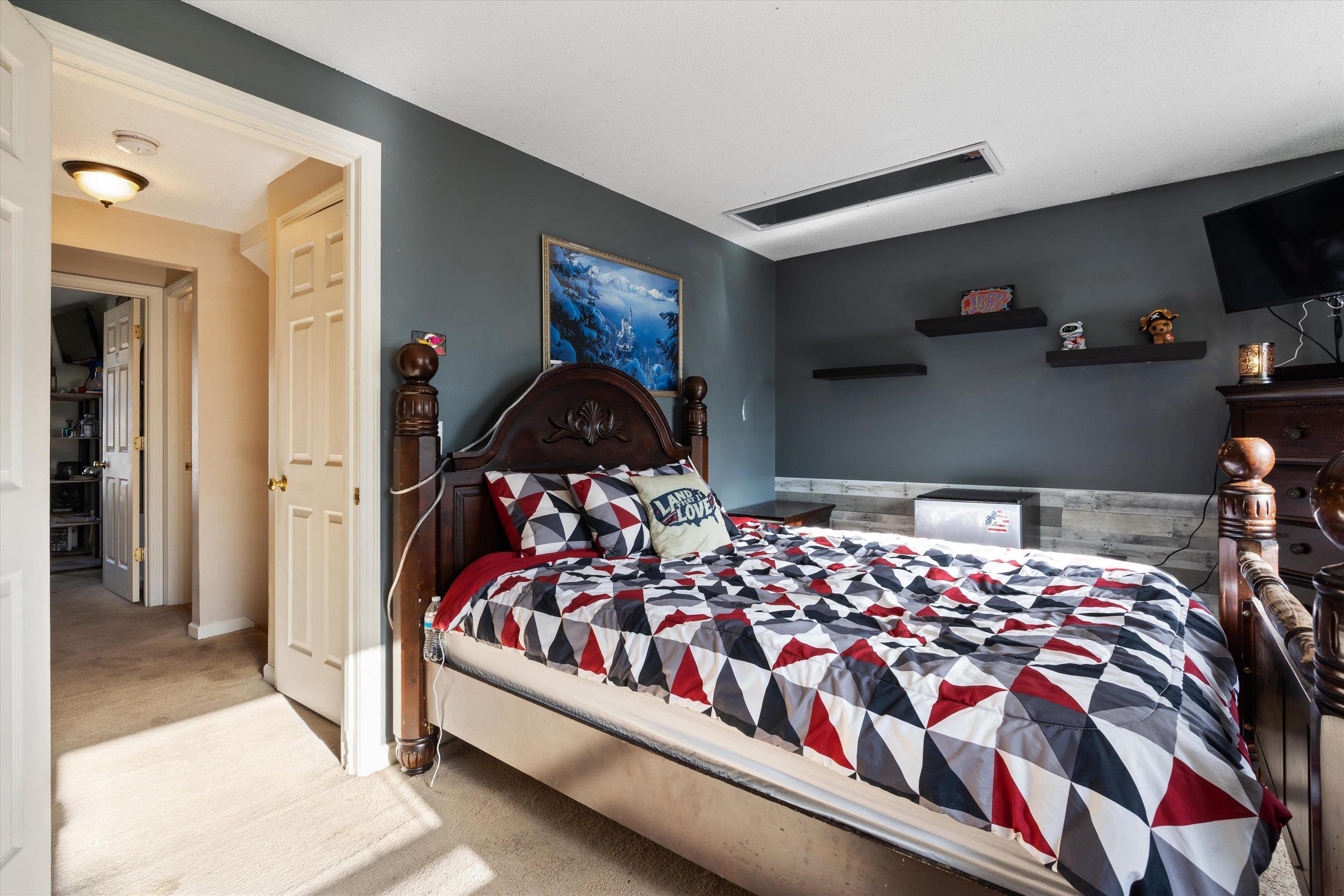 8 Modena Drive Concord, NH 03303 - Photo 12 of 40