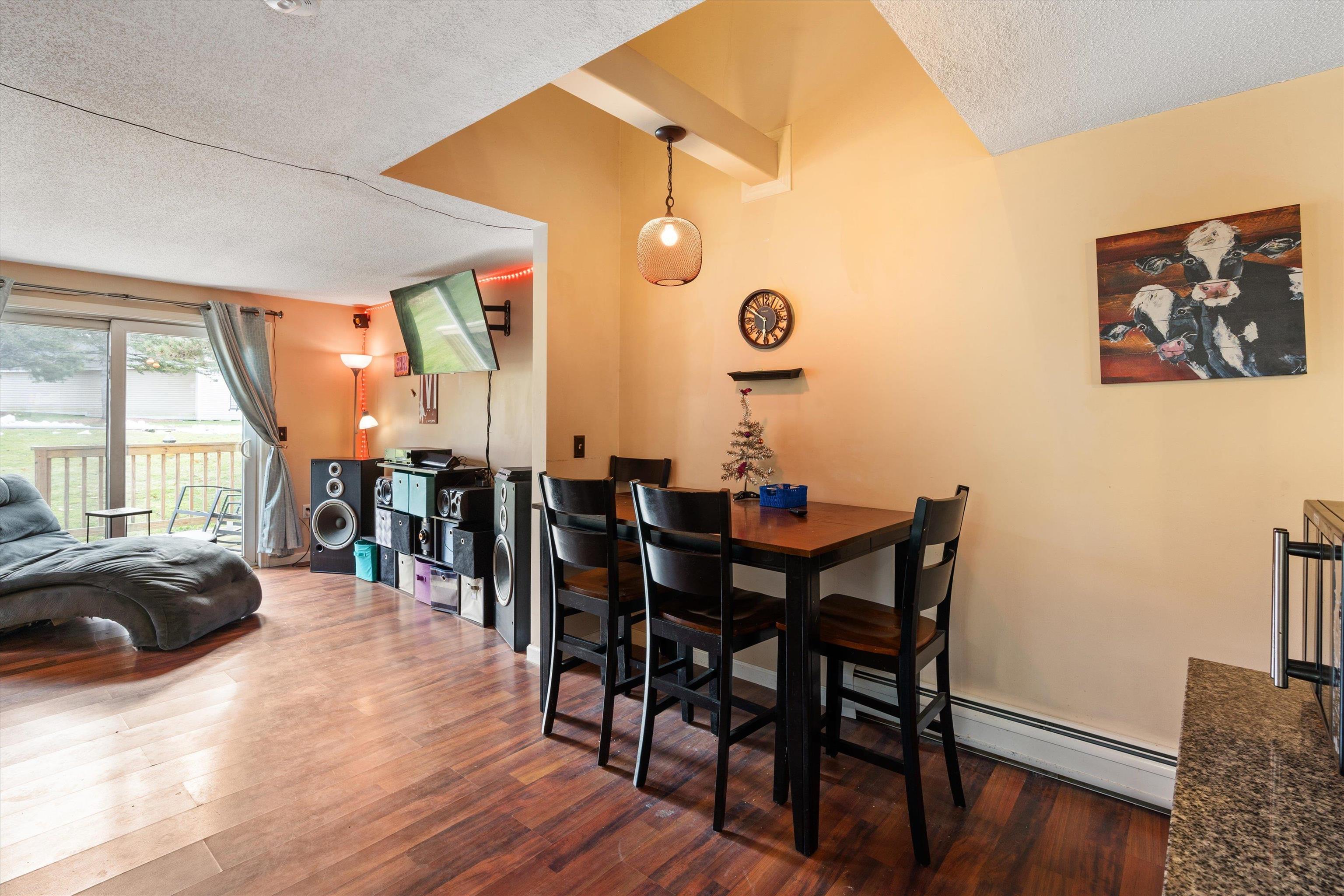 8 Modena Drive Concord, NH 03303 - Photo 4 of 40