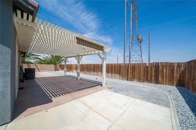 $499,000 | 12833 Biscayne Avenue, Victorville, CA 92392