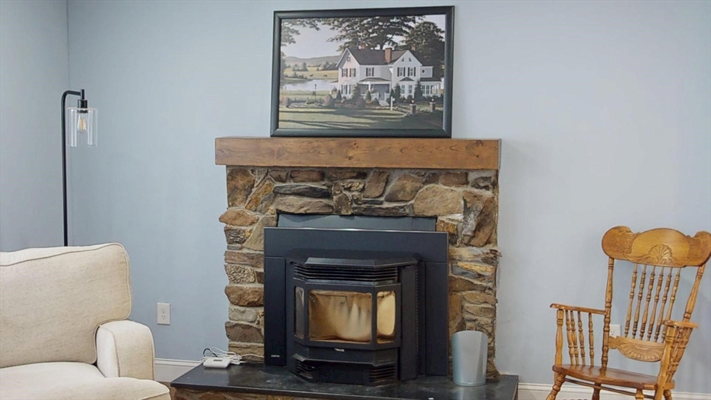 620 Ledge Road Seekonk, MA 02771 - Photo 7 of 35