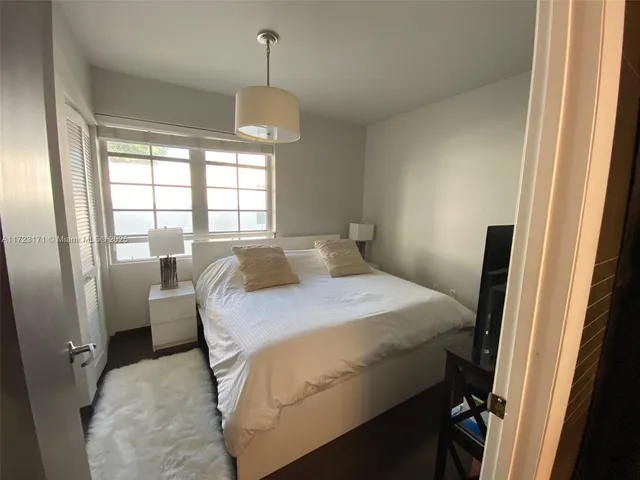$349,000 | 435 21st Street, Unit 307, Miami Beach, FL 33139