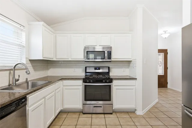 $1,950 | 1202 Sundrop Place, Round Rock, TX 78665