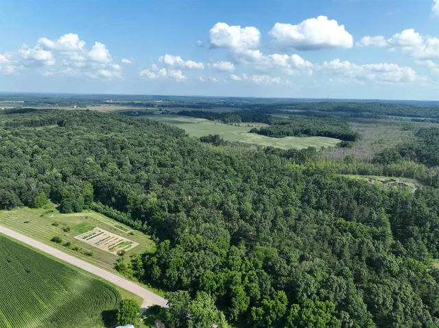 $1,631,000 | E853 Bestul Road, Scandinavia, WI 54977