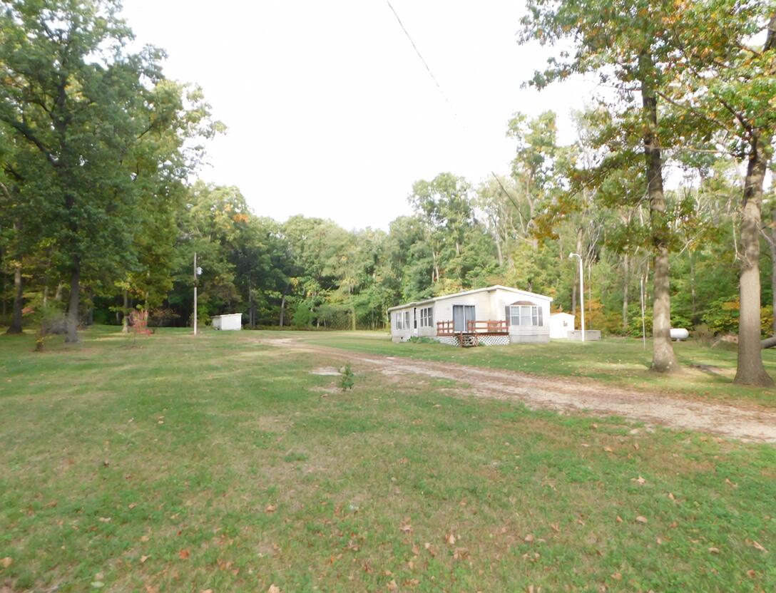41004 80th Avenue Decatur, MI 49045 - Photo 2 of 17 view from road