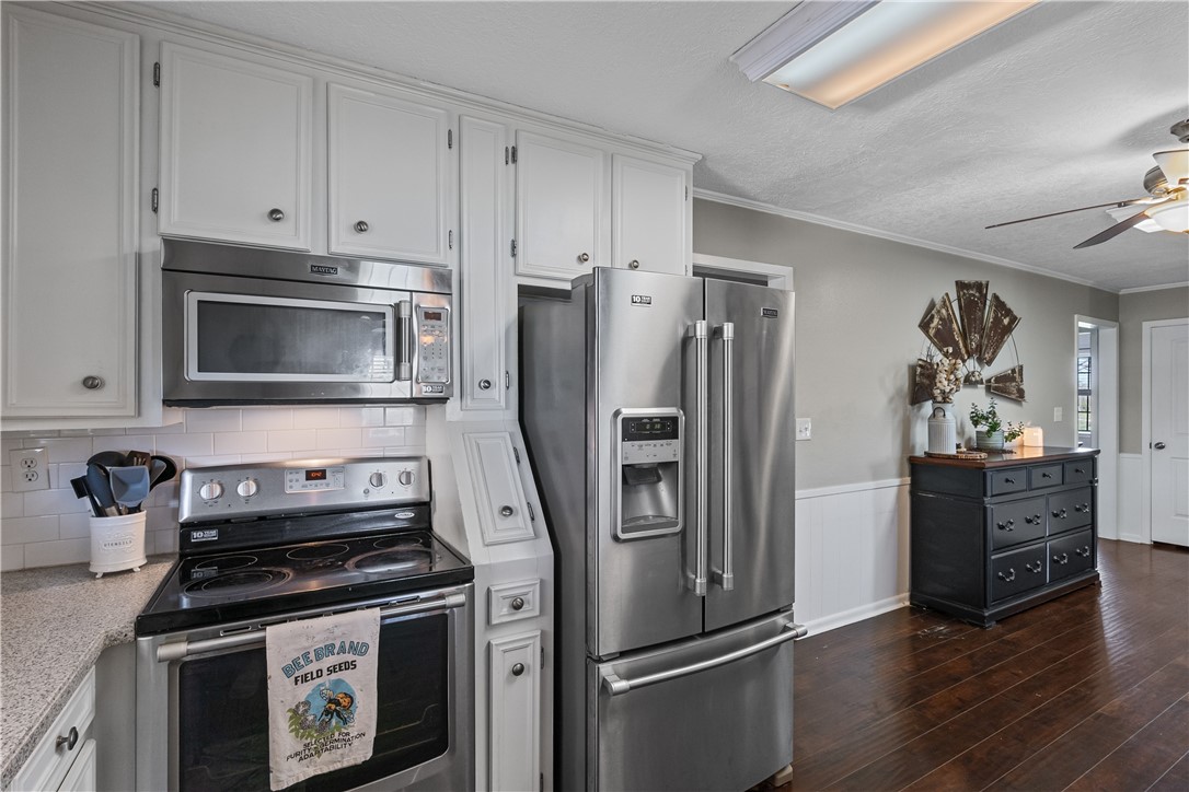 9269 Wheelock Hall Road Hearne, TX 77859 - Photo 11 of 25