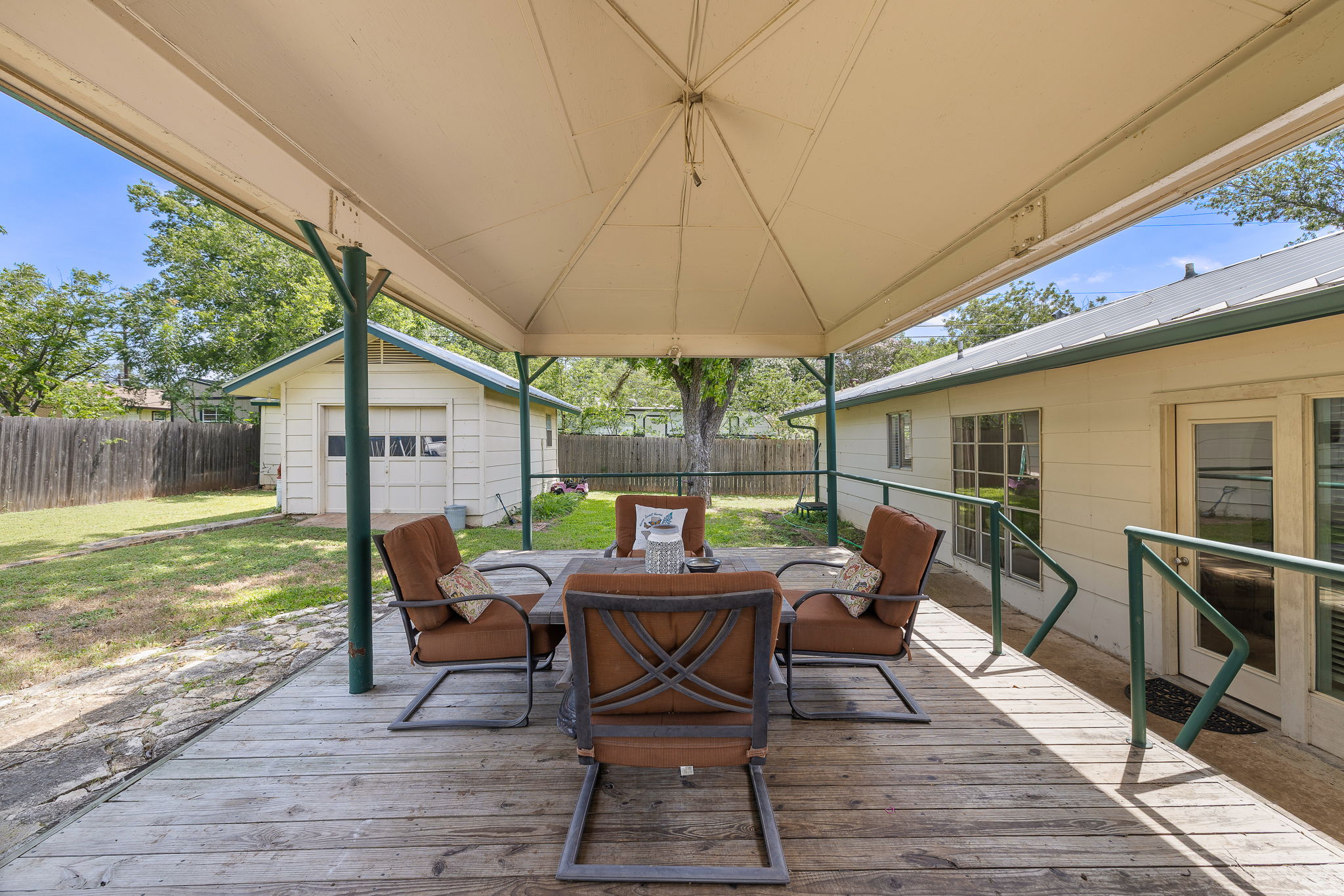 605 Parkway Street Georgetown, TX 78628 - Photo 26 of 31 Large covered patio
