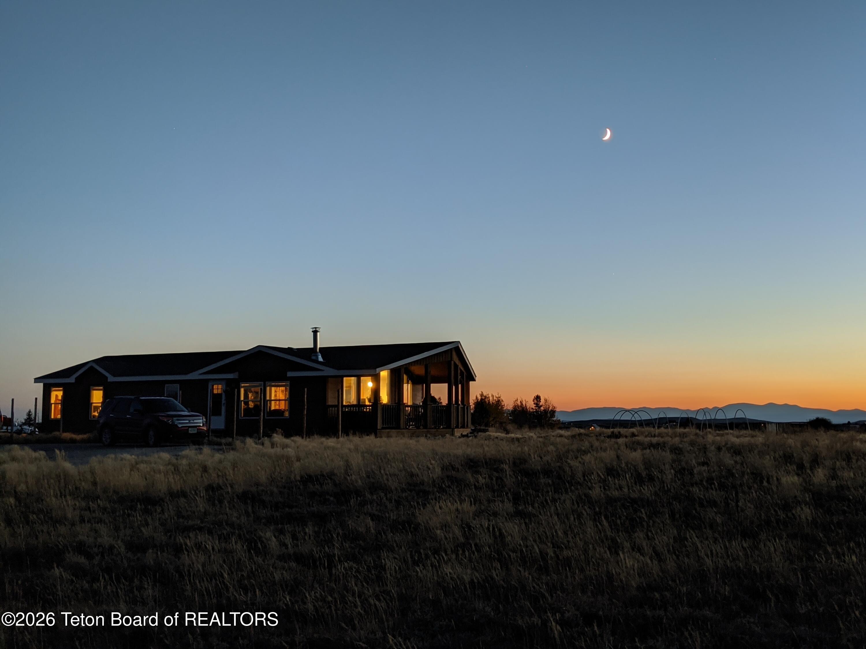 27 Chief Joseph Road Pinedale, WY 82941 - Photo 6 of 33 5ext