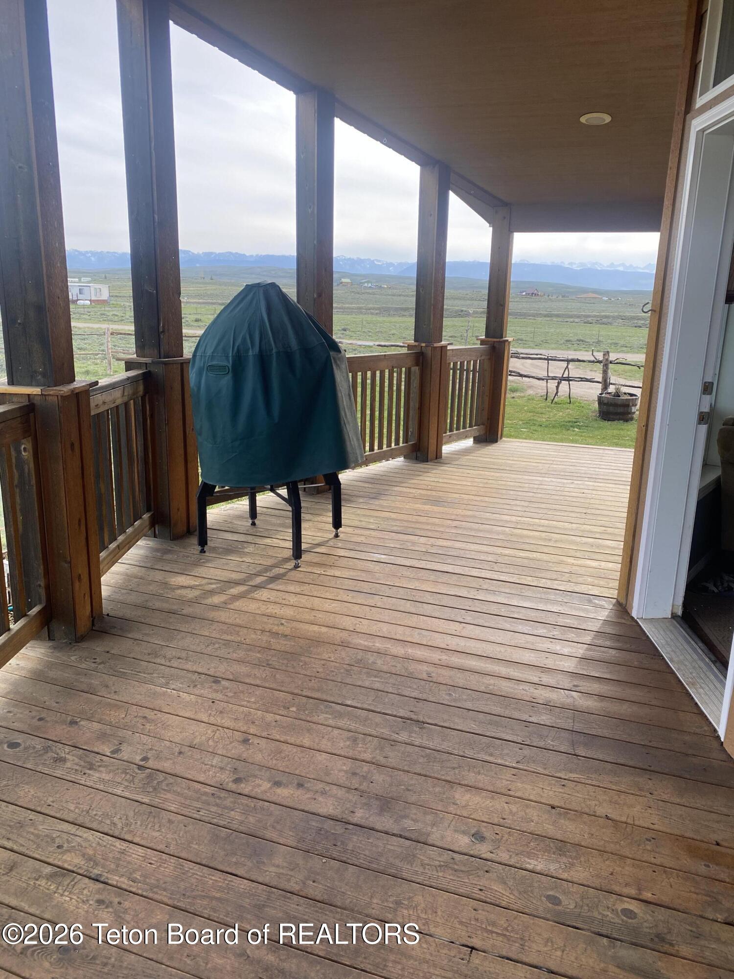 27 Chief Joseph Road Pinedale, WY 82941 - Photo 7 of 33 6ext