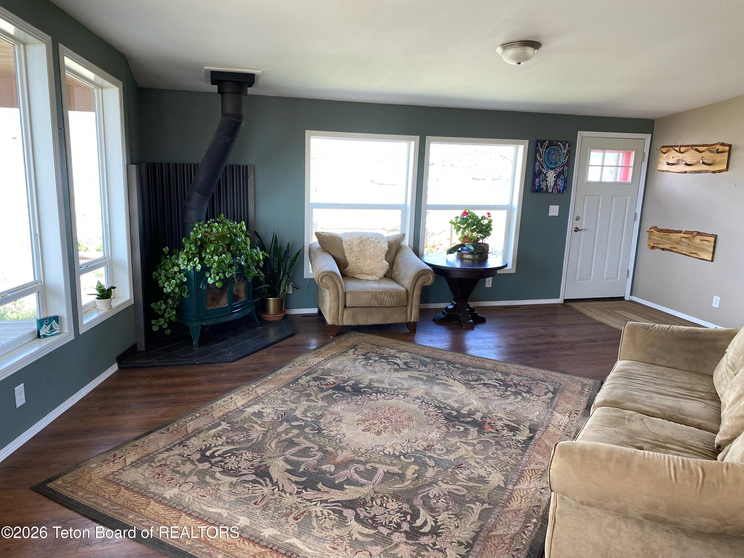 27 Chief Joseph Road Pinedale, WY 82941 - Photo 10 of 33 9living