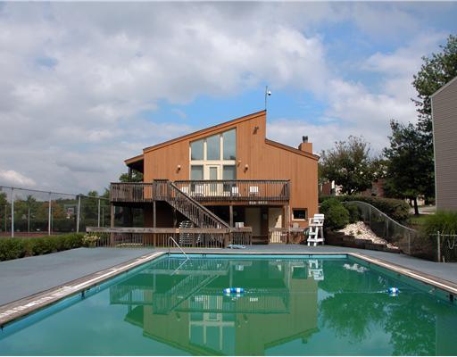 2407 Kenzie Road, Unit 2407 Pittsburgh, PA 15205 - Photo 16 of 18 Swimming Pool/Hot Tub/Sauna.