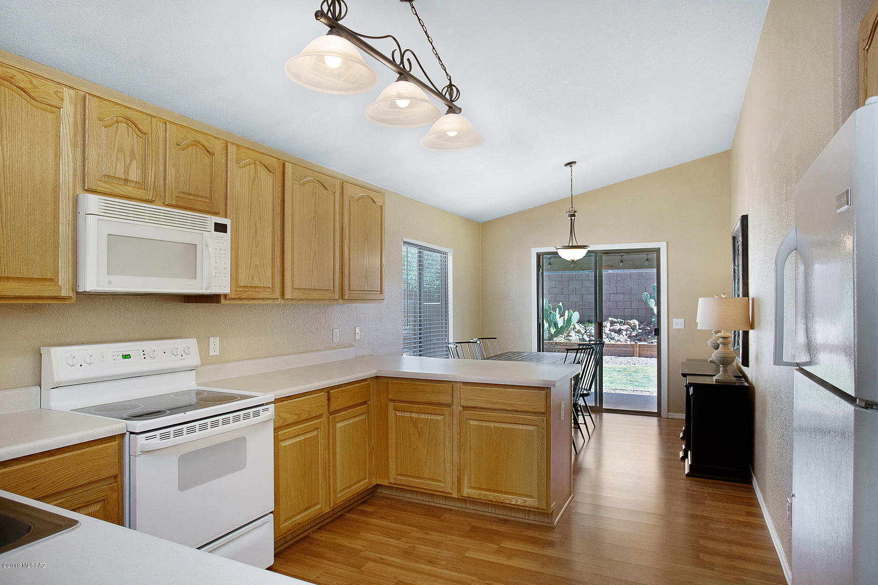 9508 North Winter Wren Avenue Tucson, AZ 85742 - Photo 5 of 21