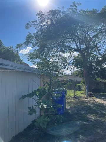 $3,000 | 1865 Northwest 6th Avenue, Unit 1, Pompano Beach, FL 33060