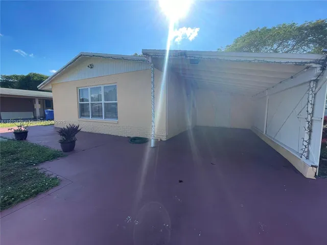 $3,000 | 1865 Northwest 6th Avenue, Unit 1, Pompano Beach, FL 33060