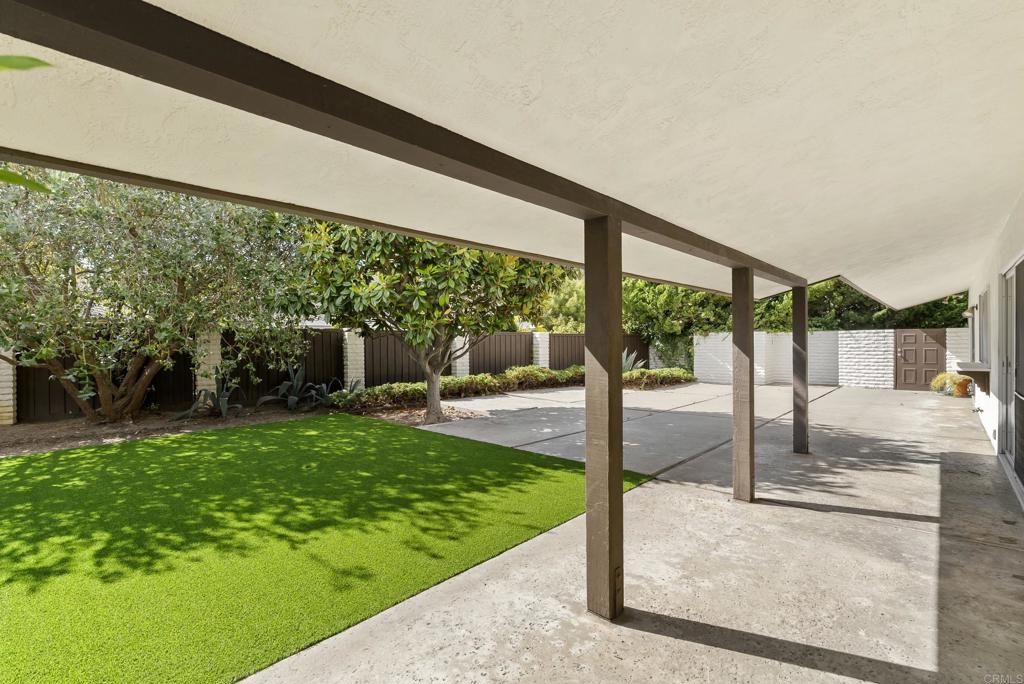 16138 Via Madera Circa West Rancho Santa Fe, CA 92091 - Photo 35 of 44