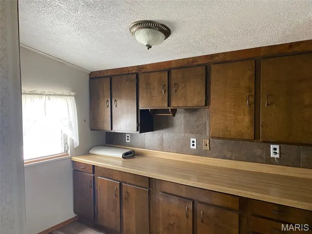 $123,500 | 464 South Mill Street, Nashville, IL 62263