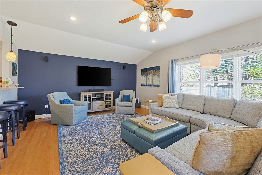 6 Haverstock Road Franklin, MA 02038 - Photo 16 of 42