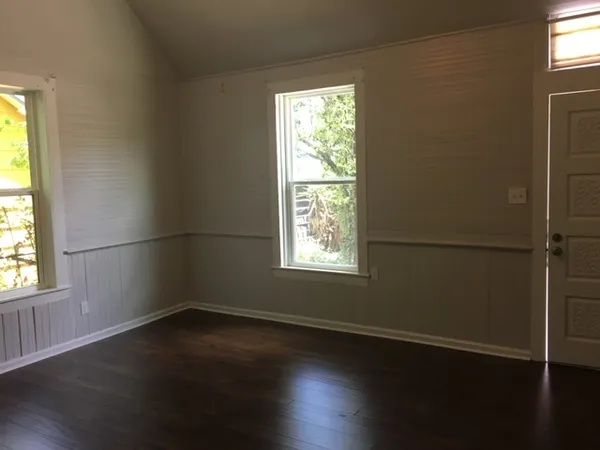 $2,500 | 1405 Bob Harrison Street, Austin, TX 78702
