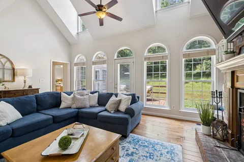 $1,899,000 | 4235 Little Pond Lane, Thompson's Station, TN 37179