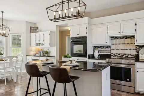 $1,899,000 | 4235 Little Pond Lane, Thompson's Station, TN 37179