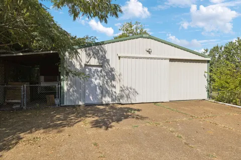 $1,899,000 | 4235 Little Pond Lane, Thompson's Station, TN 37179