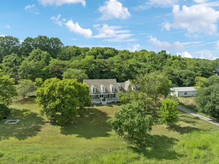 $1,899,000 | 4235 Little Pond Lane, Thompson's Station, TN 37179