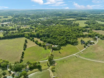 $1,899,000 | 4235 Little Pond Lane, Thompson's Station, TN 37179