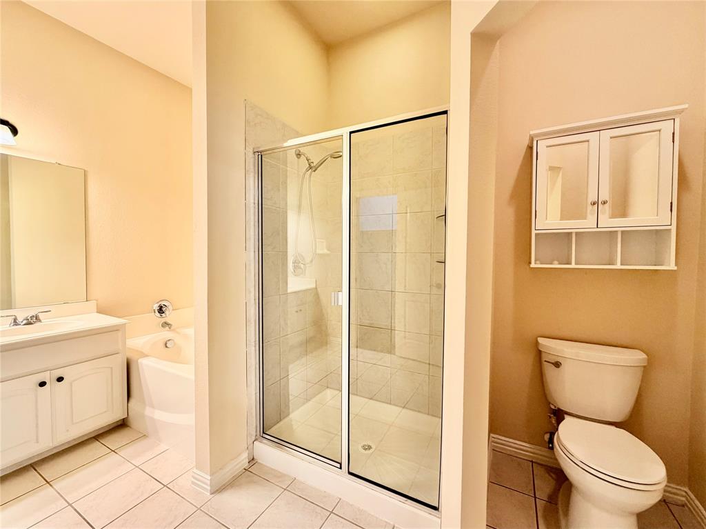 921 Raleigh Path Denton, TX 76208 - Photo 11 of 20
