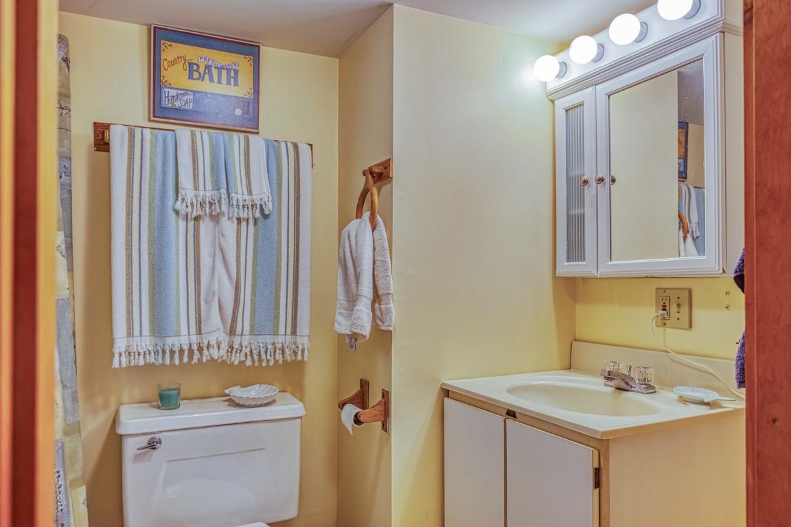 120 Lobster Cove Road Boothbay Harbor, ME 04538 - Photo 15 of 34 15. 120LobsterCove-1629