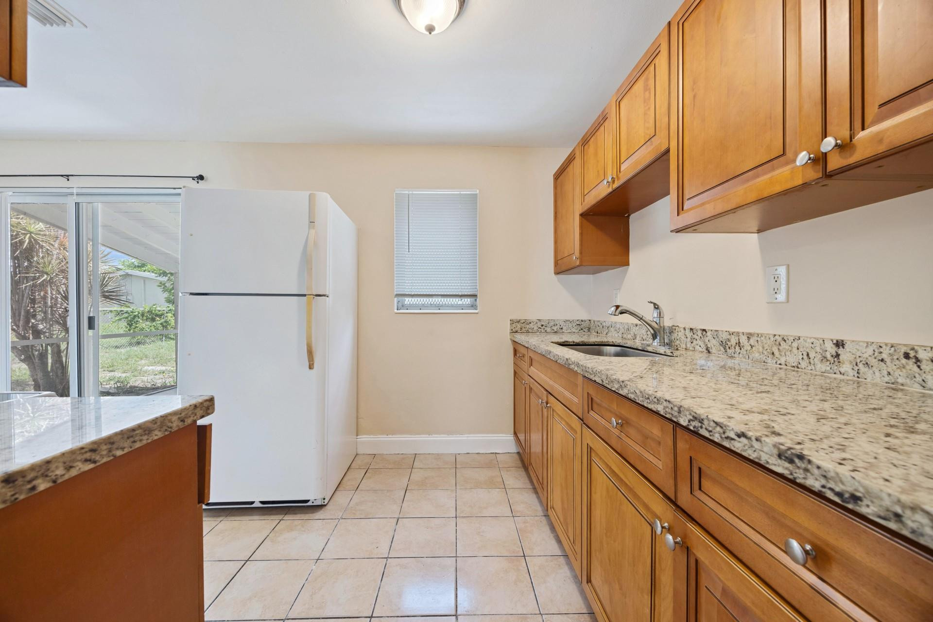 1640 West 11th Street Riviera Beach, FL 33404 - Photo 8 of 30 Photo 8