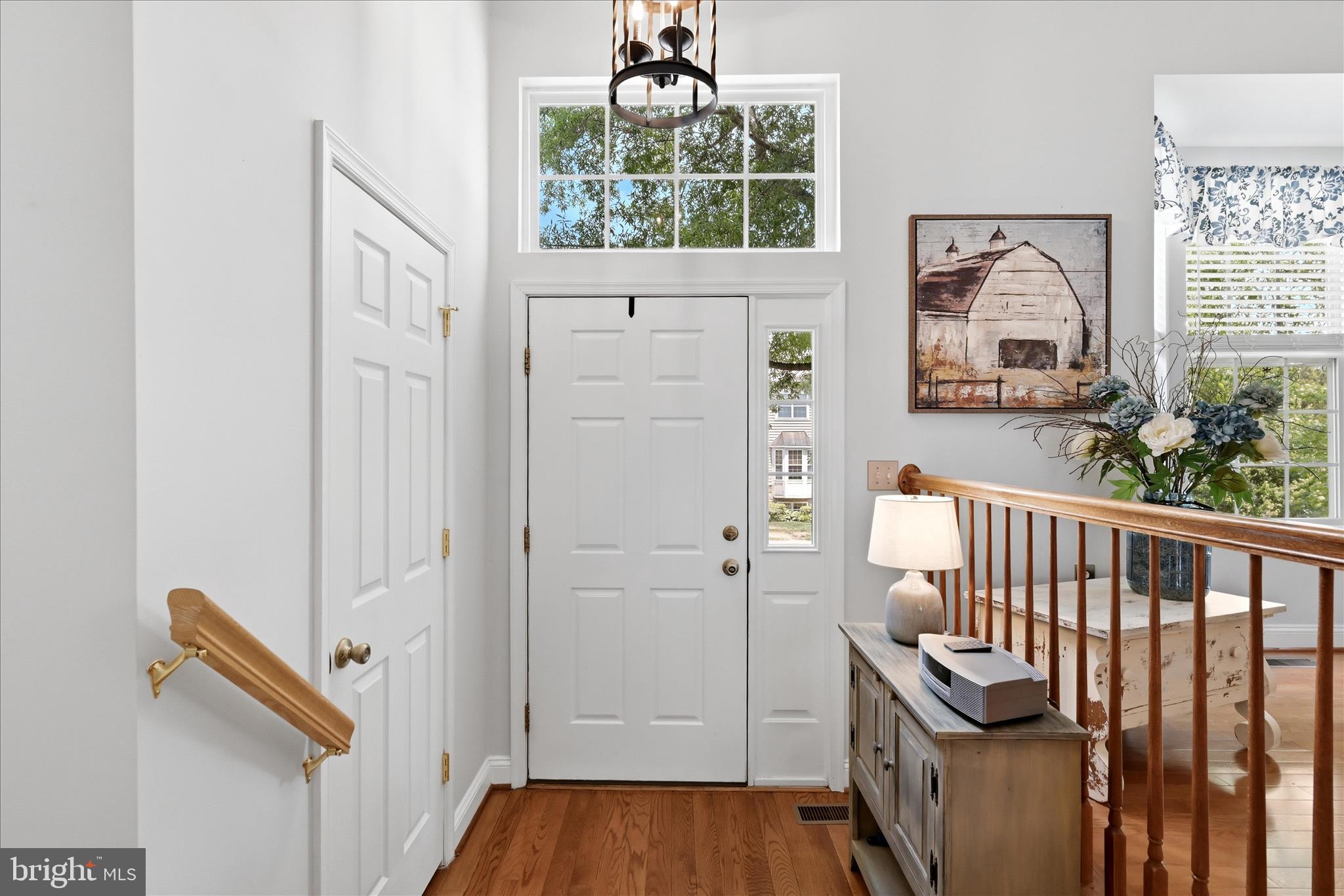 405 Leeds Ridge Court Purcellville, VA 20132 - Photo 5 of 64 Entry